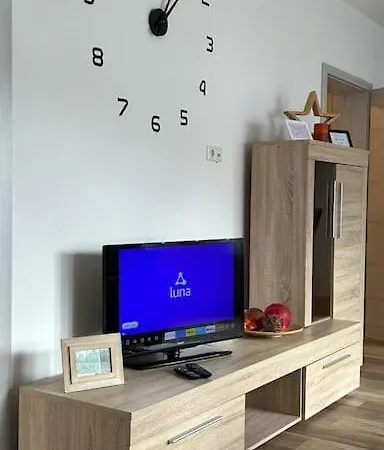 95qm Dachgeschoss Fuer 1 Bis 4 Personen شقة *