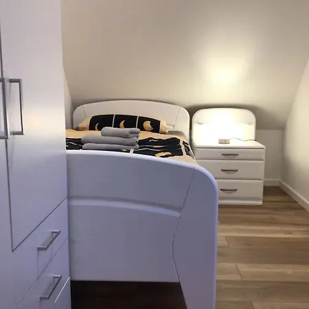 Apartment 95qm Dachgeschoss Fuer 1 Bis 4 Personen Bad Laasphe