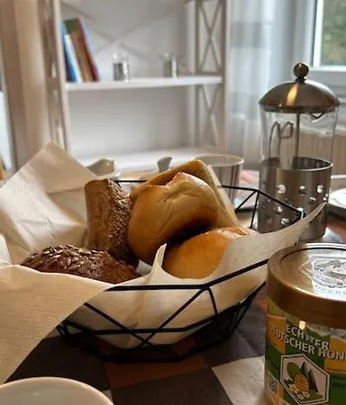 95qm Dachgeschoss Fuer 1 Bis 4 Personen Appartement *