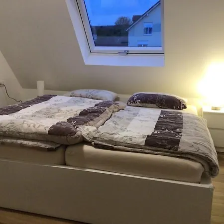 95qm Dachgeschoss Fuer 1 Bis 4 Personen *