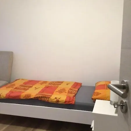 95qm Dachgeschoss Fuer 1 Bis 4 Personen Appartement