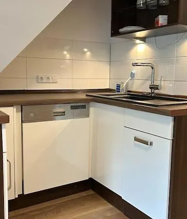 شقة 95qm Dachgeschoss Fuer 1 Bis 4 Personen باد لاسفه