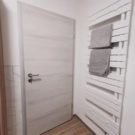 شقة 95qm Dachgeschoss Fuer 1 Bis 4 Personen باد لاسفه