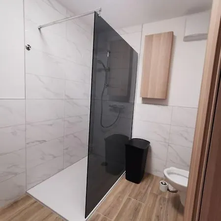 95qm Dachgeschoss Fuer 1 Bis 4 Personen Apartman Bad Laasphe