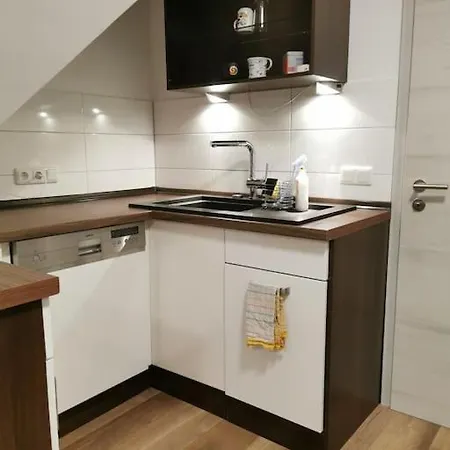 95qm Dachgeschoss Fuer 1 Bis 4 Personen