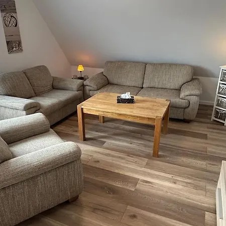 95qm Dachgeschoss Fuer 1 Bis 4 Personen Apartment Bad Laasphe