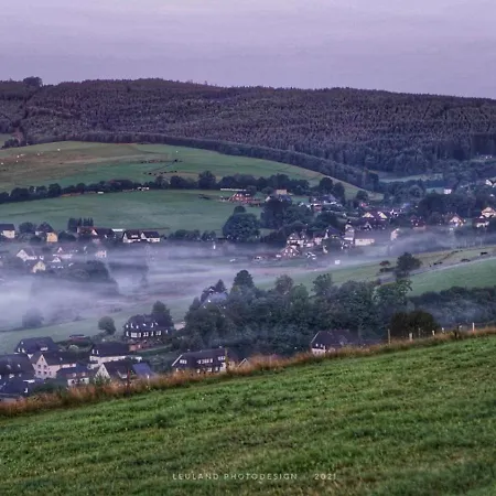 95qm Dachgeschoss Fuer 1 Bis 4 Personen Appartement Bad Laasphe