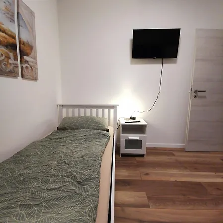 95qm Dachgeschoss Fuer 1 Bis 4 Personen Appartement Bad Laasphe