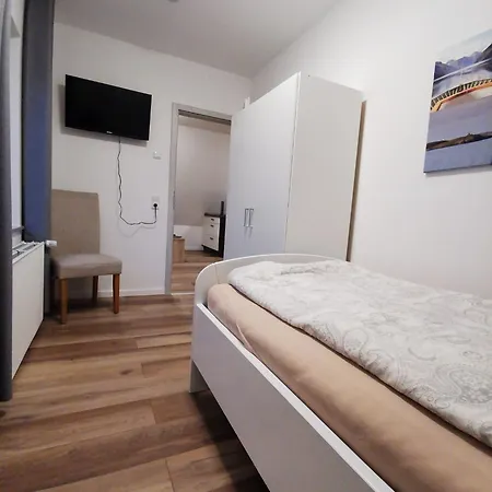 Appartement 95qm Dachgeschoss Fuer 1 Bis 4 Personen Bad Laasphe