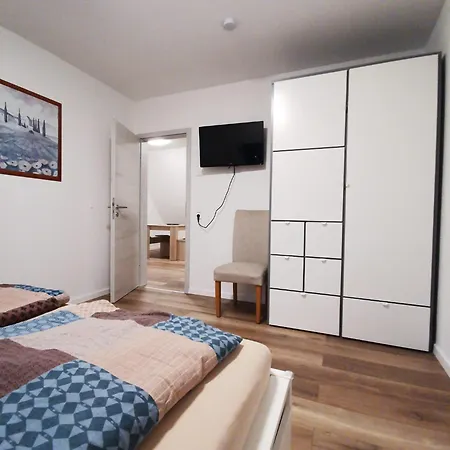 95qm Dachgeschoss Fuer 1 Bis 4 Personen