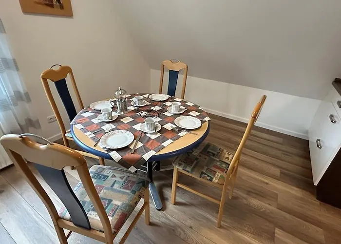 95qm Dachgeschoss Fuer 1 Bis 4 Personen Apartament Bad Laasphe