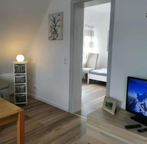 95qm Dachgeschoss Fuer 1 Bis 4 Personen *