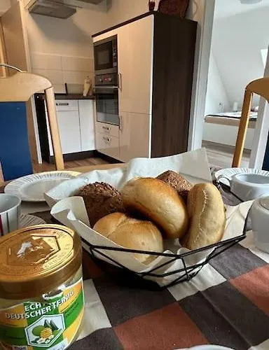 95qm Dachgeschoss Fuer 1 Bis 4 Personen Apartament *