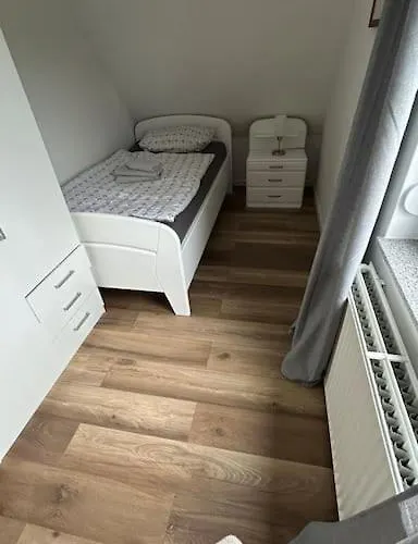 95qm Dachgeschoss Fuer 1 Bis 4 Personen * Bad Laasphe