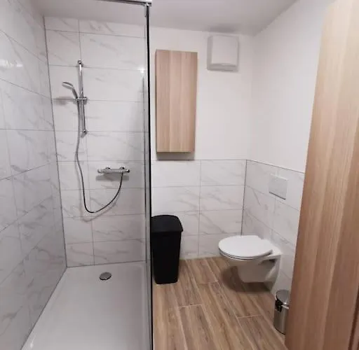 95qm Dachgeschoss Fuer 1 Bis 4 Personen Lejlighed